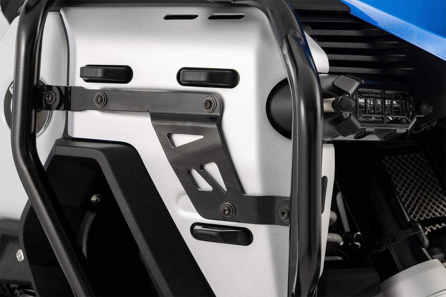 Defensa Alta Negra con Extensión para BMW R 1300 GSA con Defensa Baja OEM