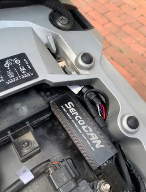 Controlador Básico de Luces Auxiliares para BMW